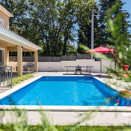 Villa-boscari-relaxing-villa-at-the-end-of-village * Rezanci