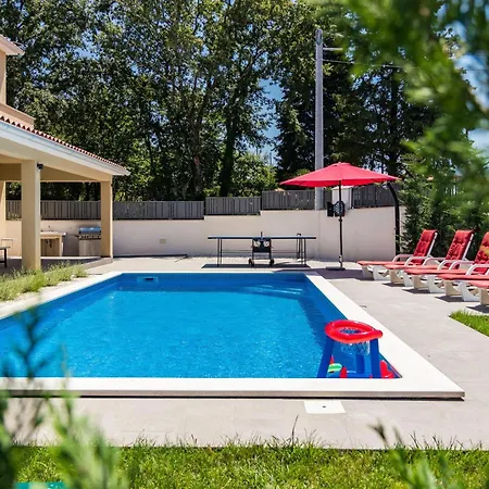 Villa-boscari-relaxing-villa-at-the-end-of-village