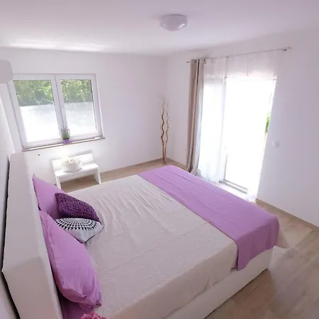 Holiday home Villa-boscari-relaxing-villa-at-the-end-of-village